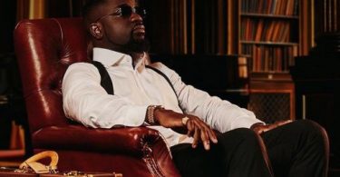 Download Sarkodie Ft DarkoVibes Whipped MP3 Download